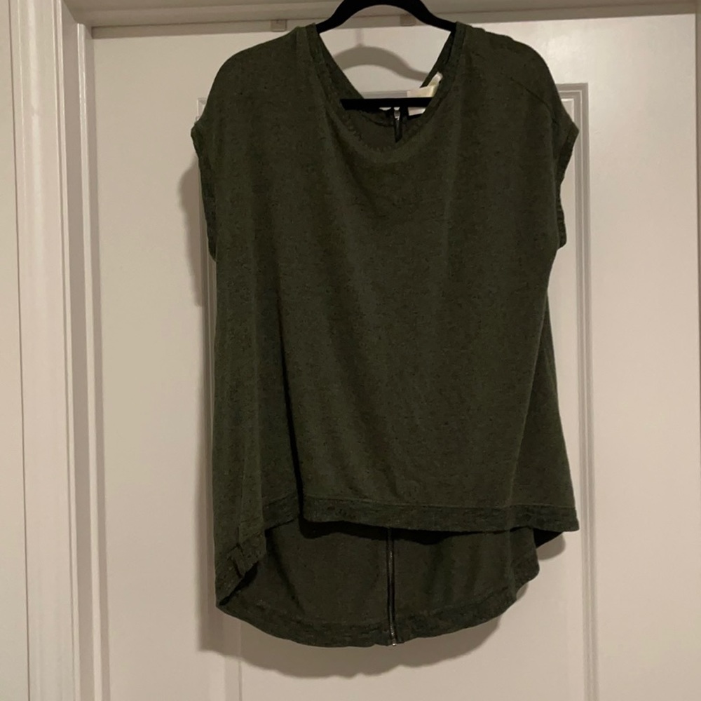 Army green high low, zippered back top